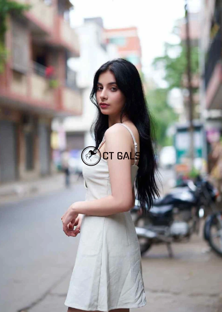 Komal roy-2